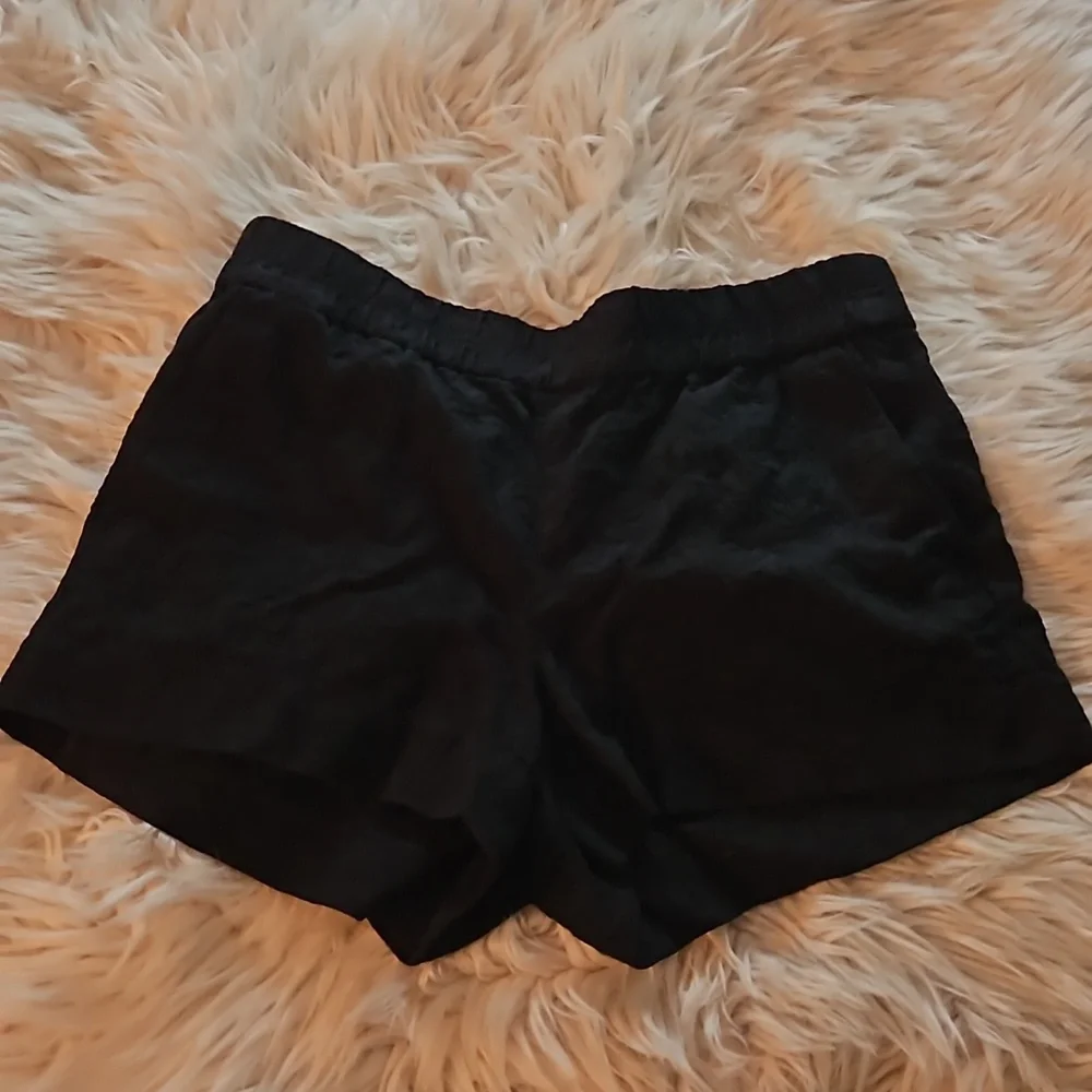 J.Crew Black Lace Shorts – Elastic Waist, Pockets, Size 6